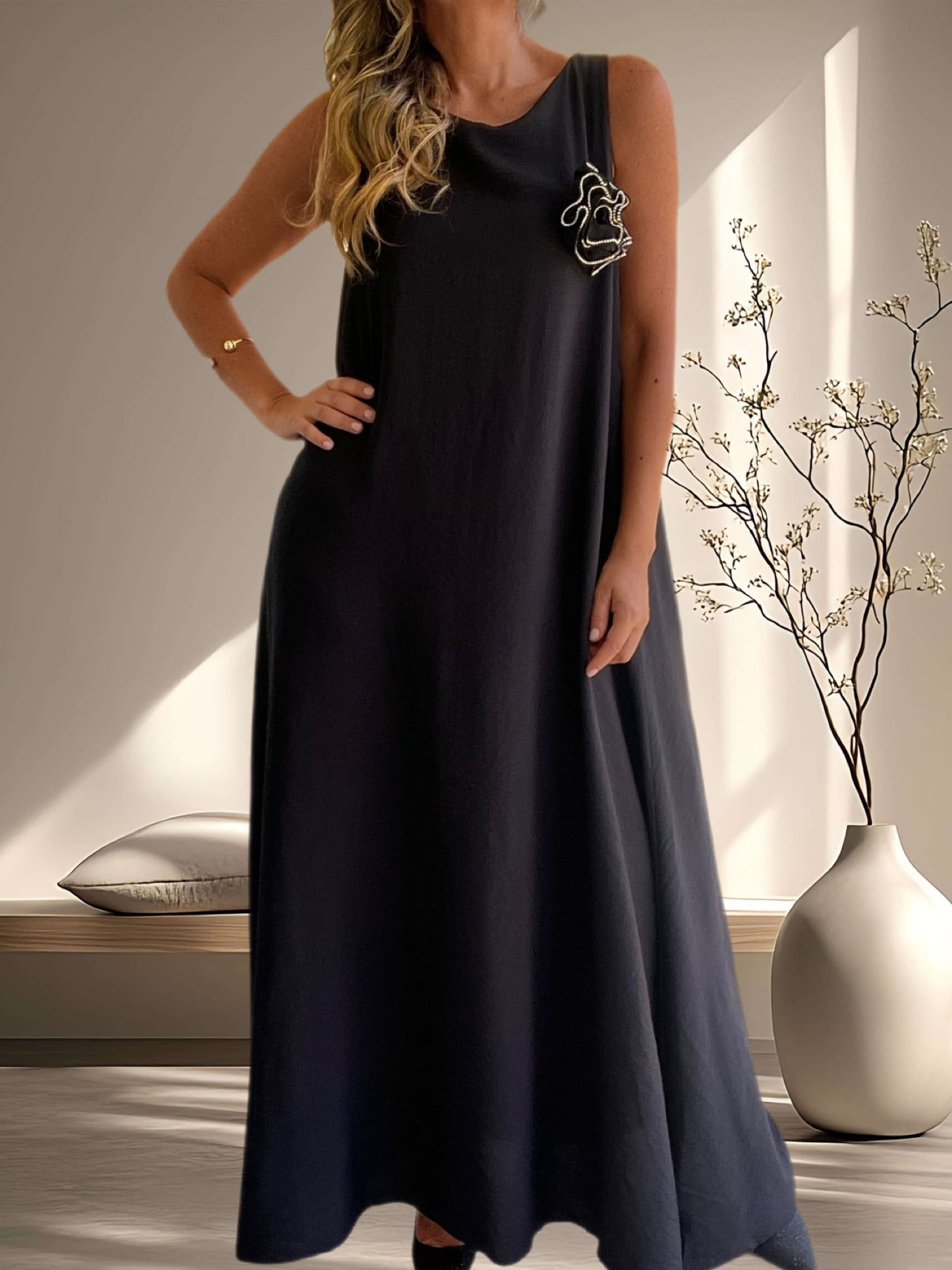 Vestido flor color negro (Italiano 🇮🇹)