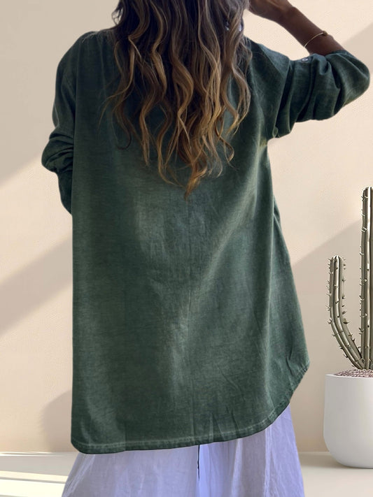 Blusa animal print con aplicaciones color verde