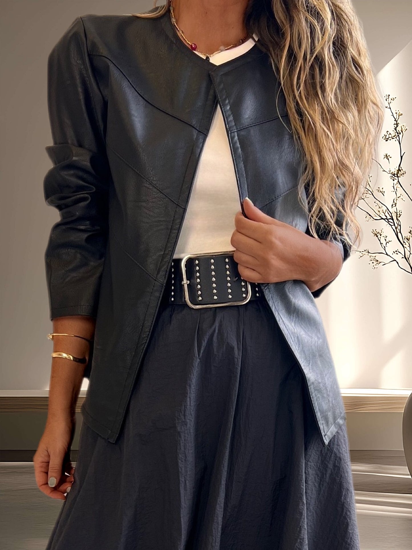 Chaqueta ecocuero negra