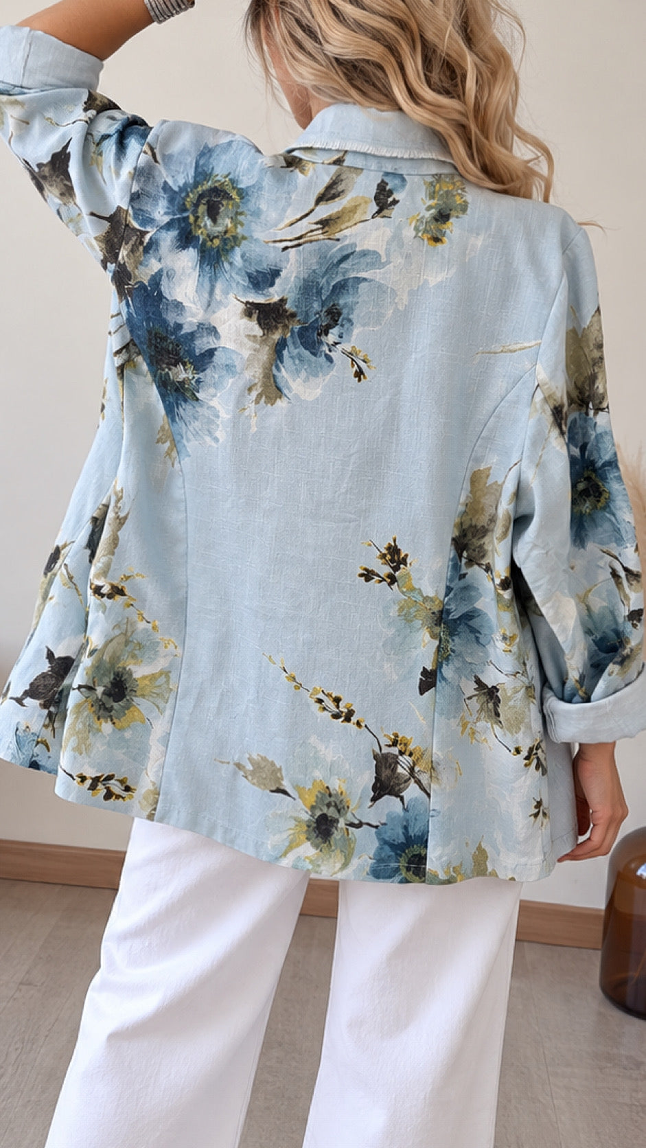 Blazer diseño celeste / Avance de Temporada