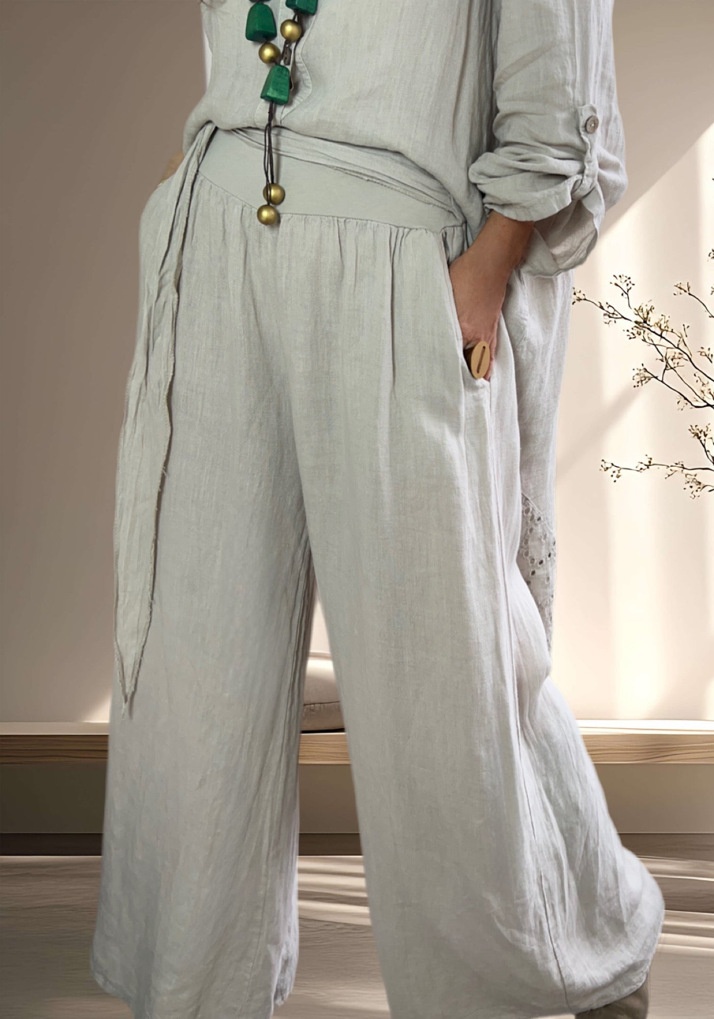 Palazzo de lino color beige (Italiano 🇮🇹)