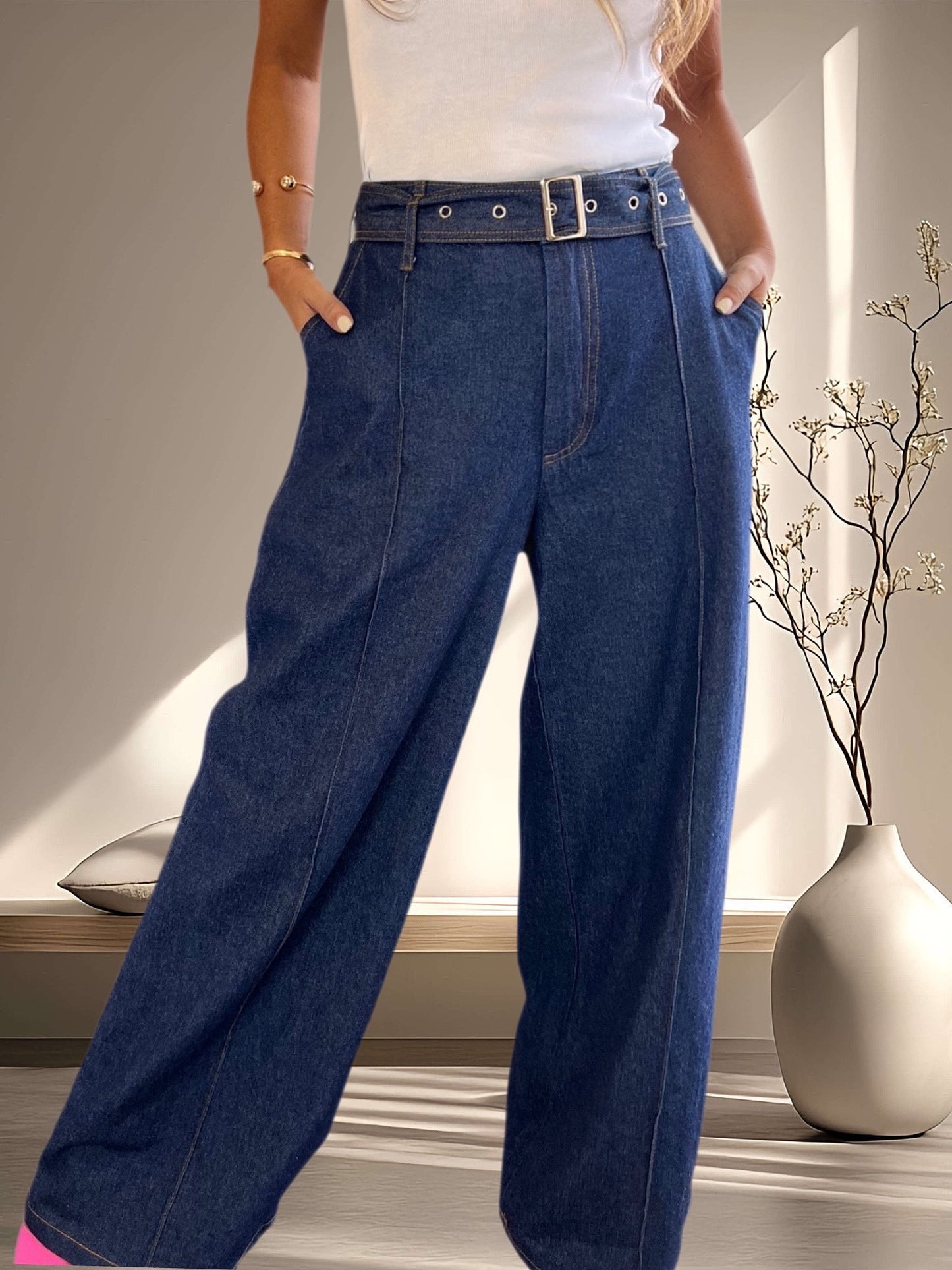 Jeans palazzo con cinturón