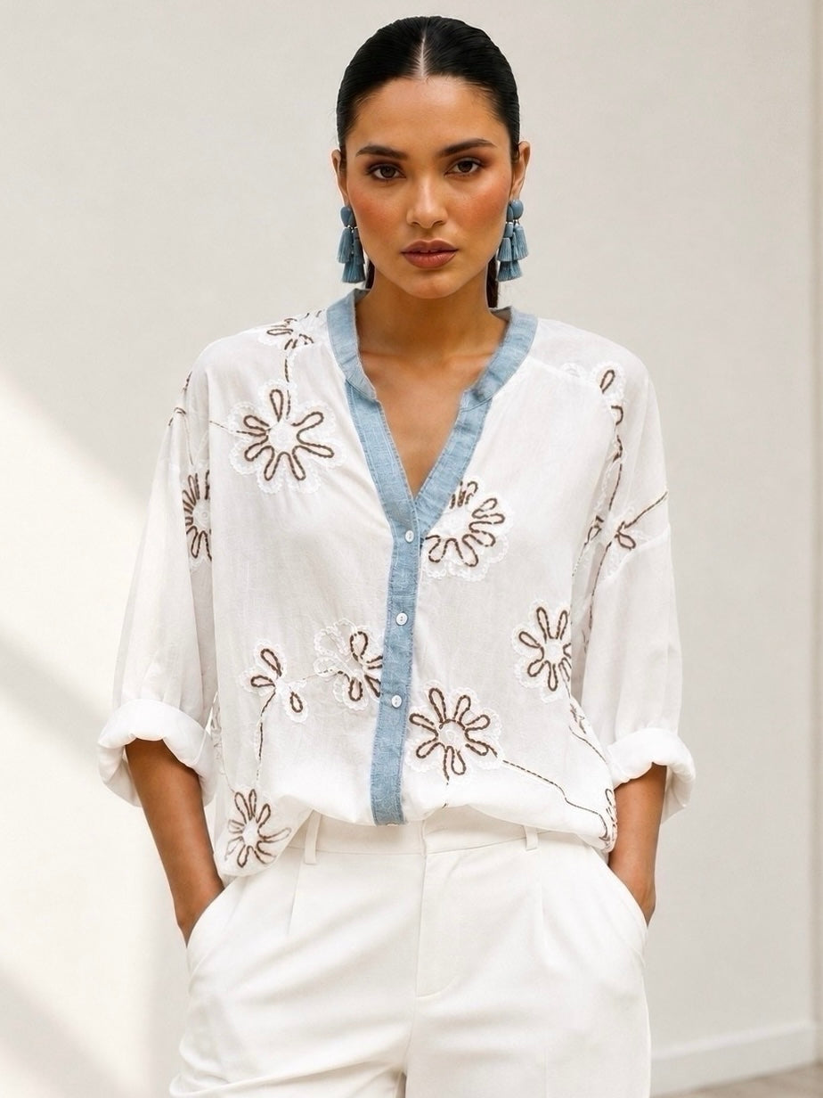 Blusa combinada y relieve flor blanca (Italiana 🇮🇹) / Avance de temporada