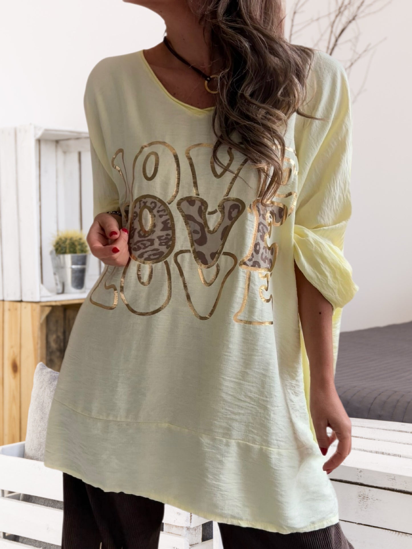 Polerón Love amarillo (Italiano 🇮🇹)