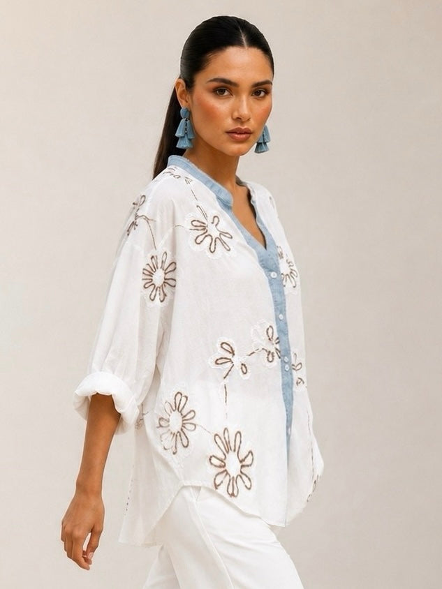Blusa combinada y relieve flor blanca (Italiana 🇮🇹) / Avance de temporada