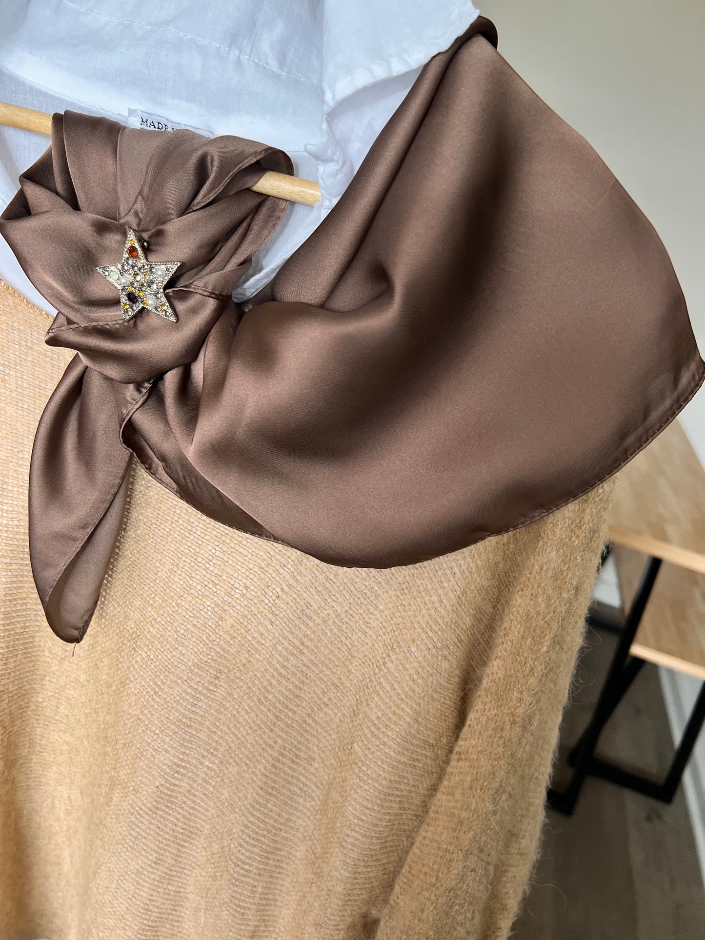 Pañuelo cuello café