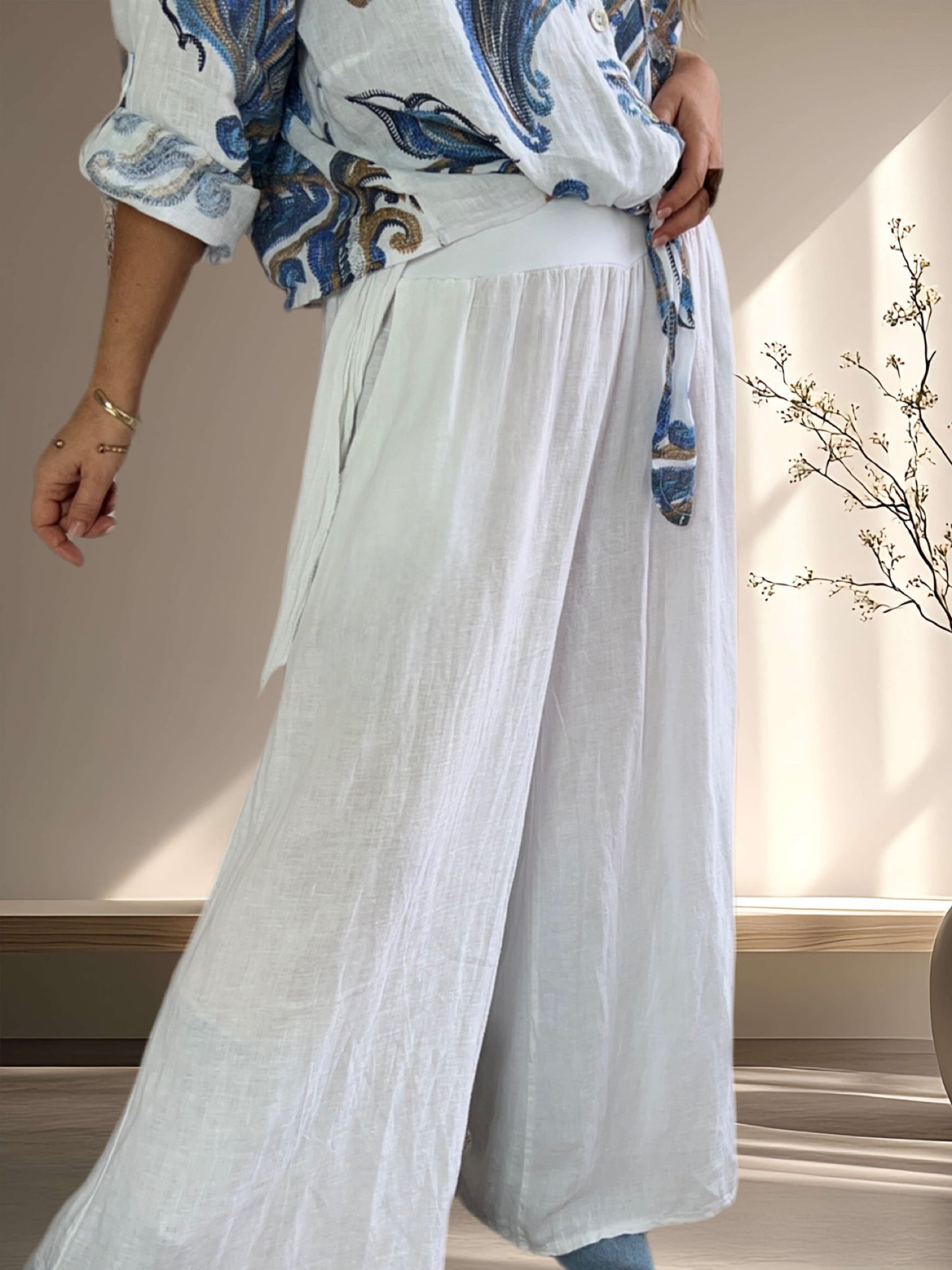 Palazzo de lino blanco (Italiano 🇮🇹)