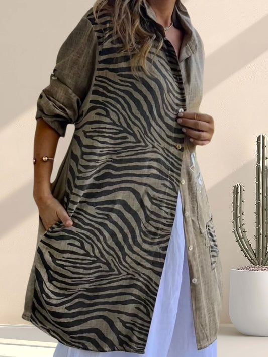 Blusa animal print con aplicaciones color beige