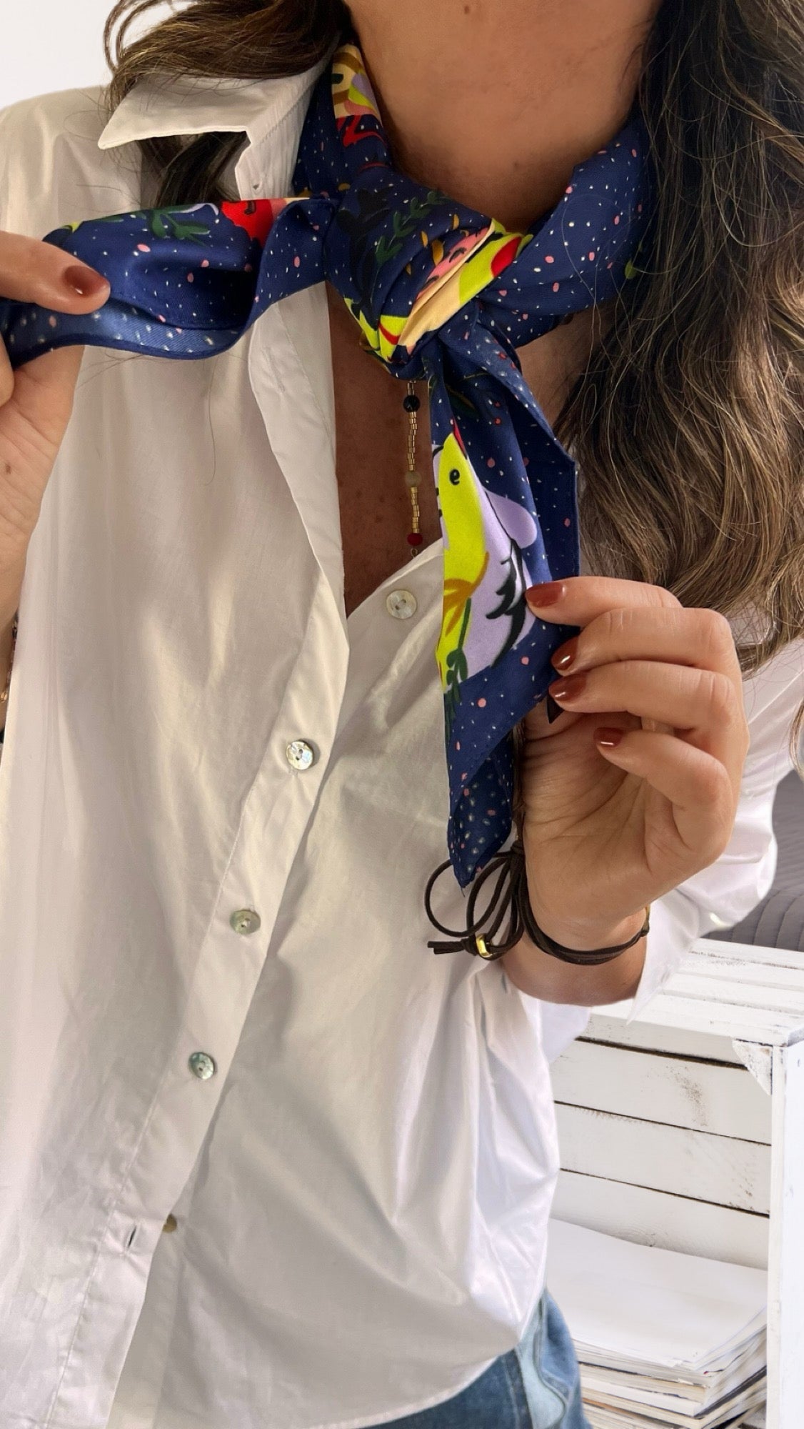 Maxi Pañuelo azul diseño