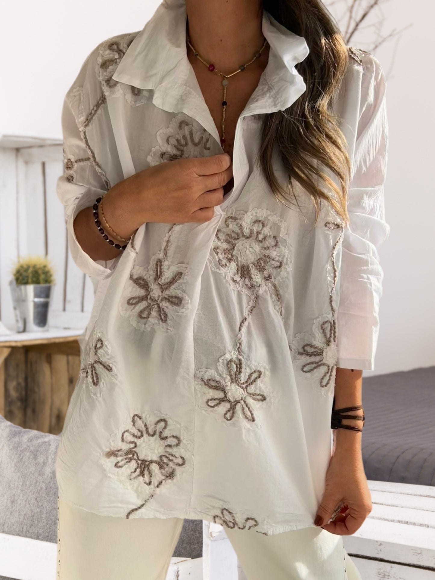 Blusa bordada flor blanca (Italiana 🇮🇹) / Avance de Temporada