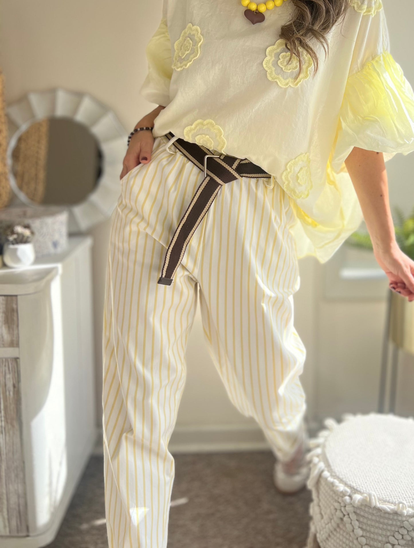 Jogger franjas amarillo (Italiano 🇮🇹) / Avance de Temporada