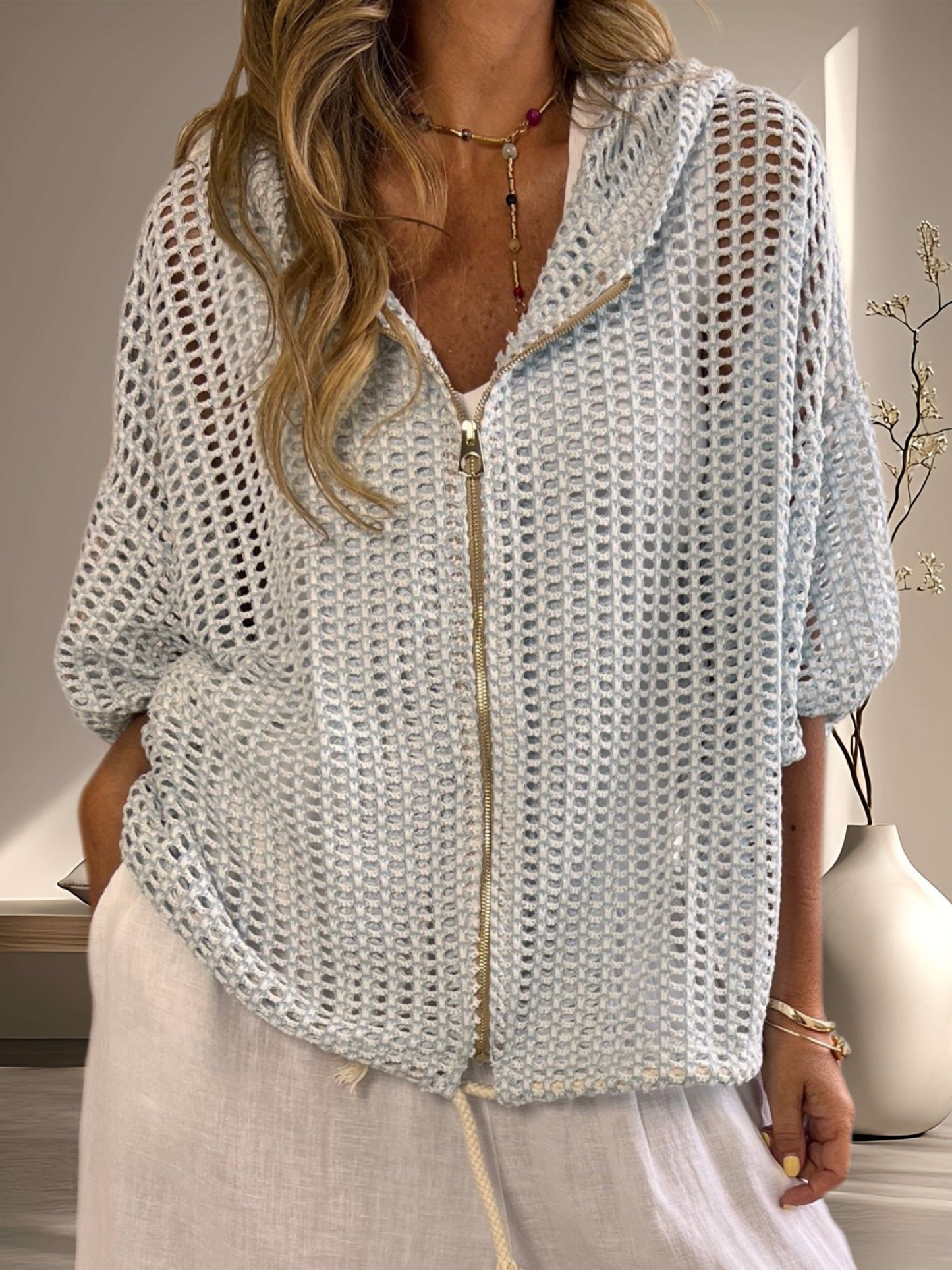 Sobre camisa calada celeste (Italiana 🇮🇹)