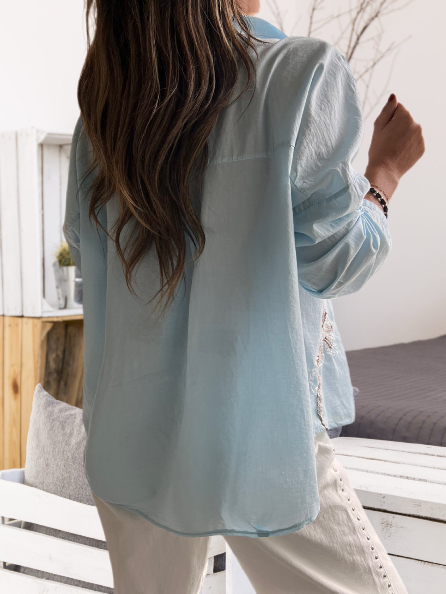 Blusa bordada flor celeste (Italiana 🇮🇹) / Avance de Temporada