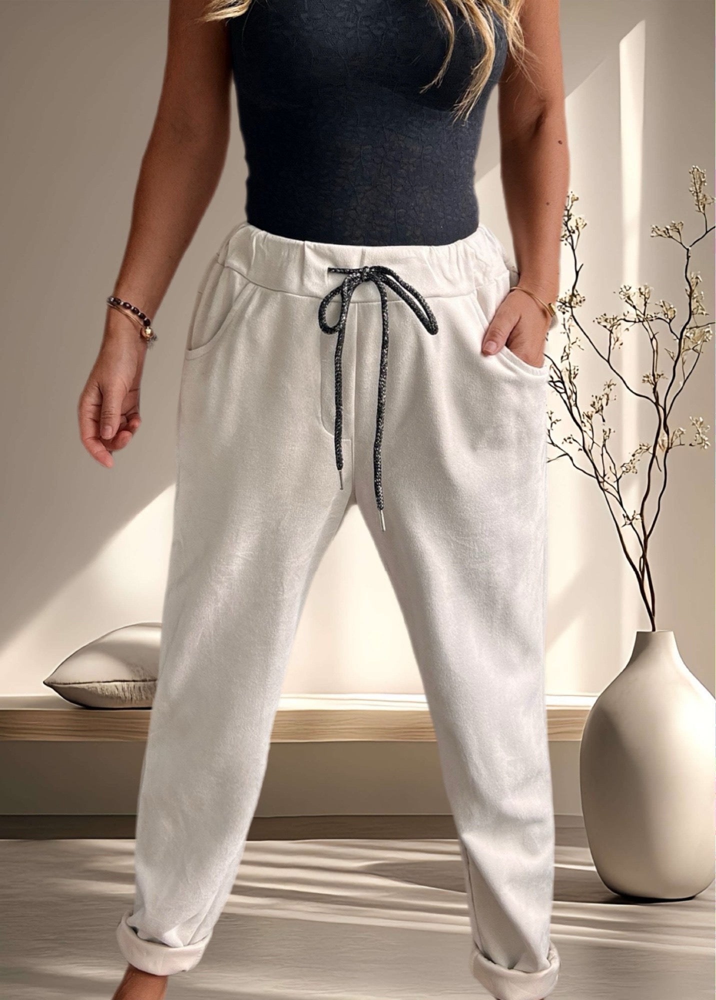 Jogger gamuzina beige (Italiano 🇮🇹) / Avance de Temporada